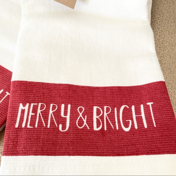 🆕Set of 2 MERRY & BRIGHT Kitchen Towels - Picture 3 of 4